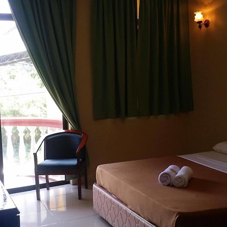 فندق كواهفي  Hji Residensi المظهر الخارجي الصورة