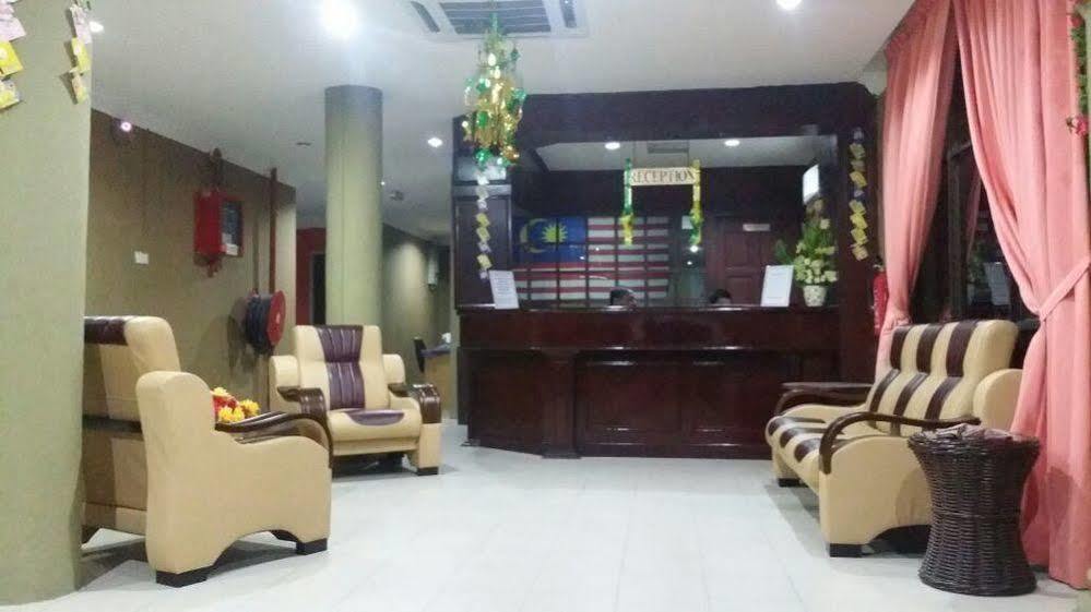 فندق كواهفي  Hji Residensi المظهر الخارجي الصورة